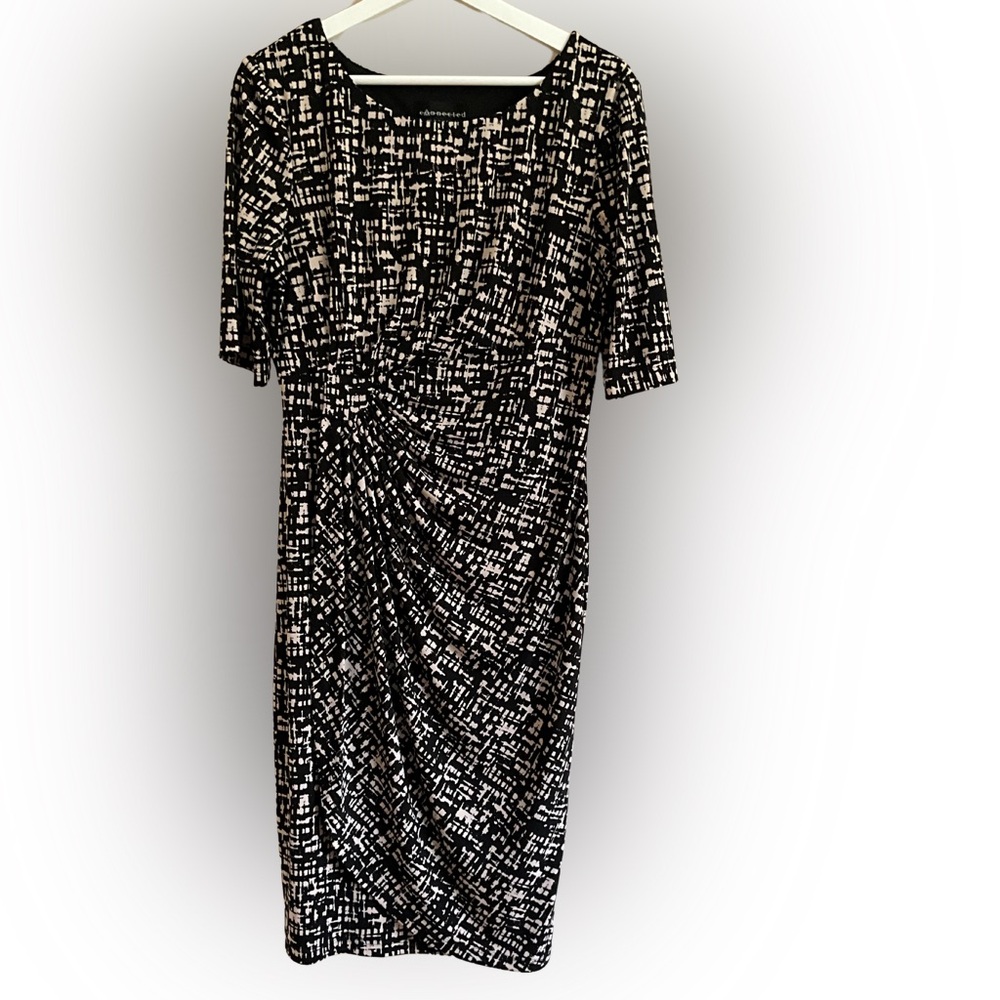 Connected Apparel Black and Cream Ruched Sheath Dress